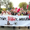  – W marszu wzięli udział nie tylko głogowianie. Delegacje przyjechały m.in. z Serbów, Krzydłowic, Chojnowa, Gaworzyc, Polkowic, Konotopu, Wschowy, Grodowca, Sławy i Żagania 