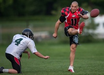 Zapaśnik futbolistą