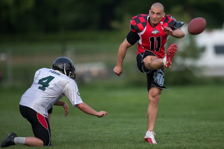 Zapaśnik futbolistą