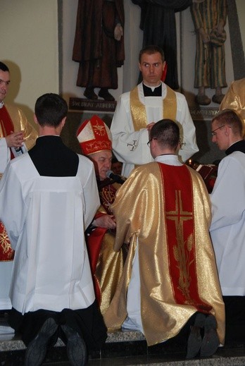 Wyświęcono ośmiu diakonów