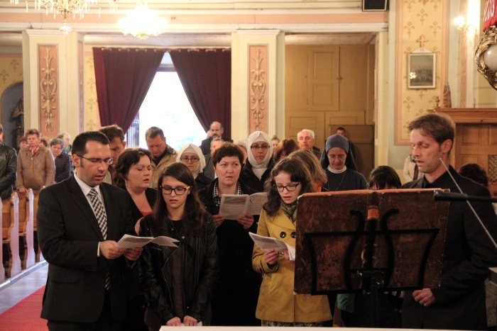 Po wykładach i zajęciach praktycznych nadszedł czas na finał, czyli Mszę św. "chorałową"