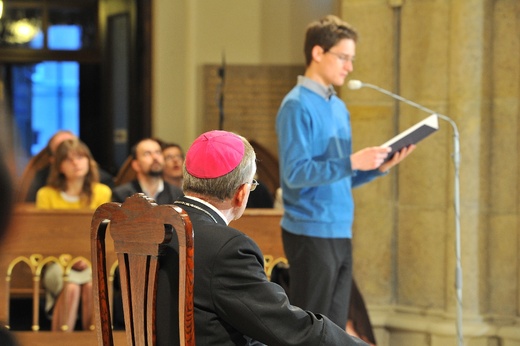 Dialogi o wierze i rodzinie.