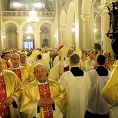 43. synod płocki rozpoczął się w katedrze płockiej 14 października ubiegłego roku