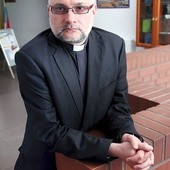  Ks. dr hab. Andrzej Draguła, prof. US, jest dyrektorem Instytutu Filozoficzno- -Teologicznego im. Edyty Stein w Zielonej Górze