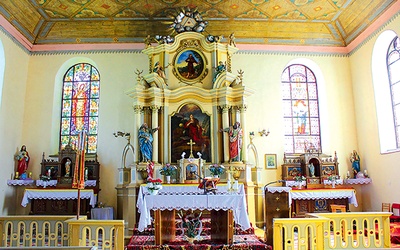   Wnętrze kościoła w Bieniewie