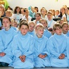  Na zdjęciu powyżej: Do Czermnej przyjechało około 1000 dziewcząt ze wspólnot DSM z całej diecezji 