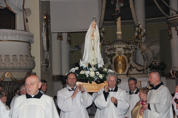 Nabożeństwo fatimskie w Skierniewicach