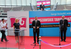 Wicepremier Janusz Piechociński oraz minister sportu Joanna Mucha otworzyli tegoroczne święto książki