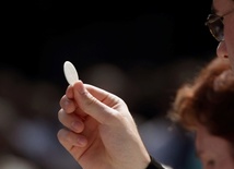 Bóg w okruchu chleba