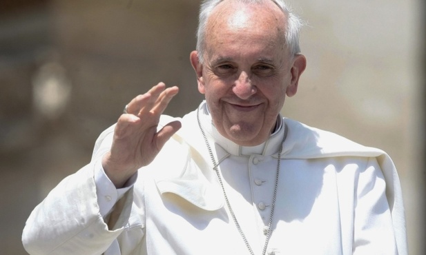 Papież egzorcyzmował? Reakcja Watykanu