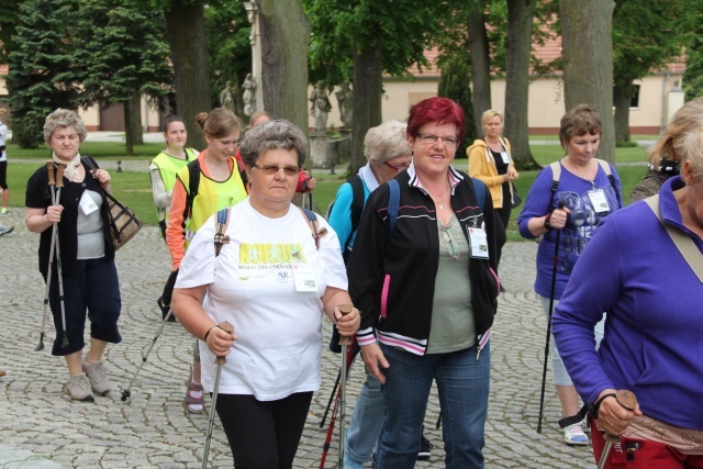 II Pielgrzymka Nordic Walkerów