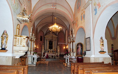  Zabytkowe wnętrze kościoła