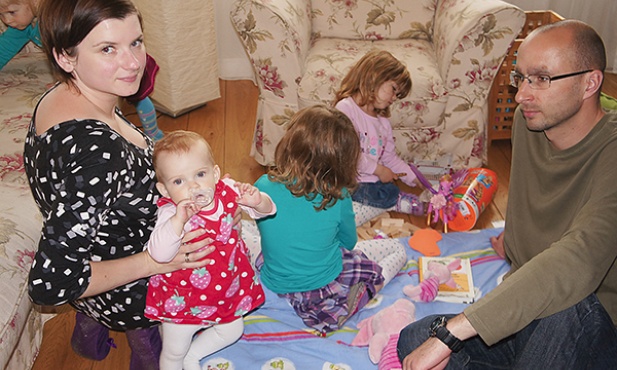 Justyna Giłka stara się być kreatywną mamą i zapewnić dzieciom ciekawe dzieciństwo