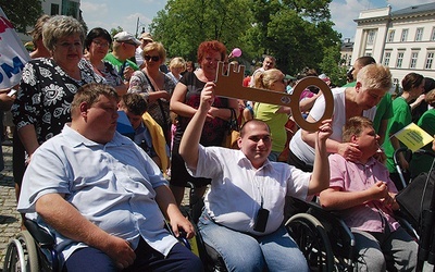  Na trzy dni symboliczne klucze do miasta otrzymali niepełnosprawni mieszkańcy Radomia 