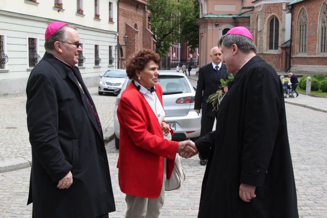 Pierwsza wizyta abp. Józefa Kupnego we Wrocławiu