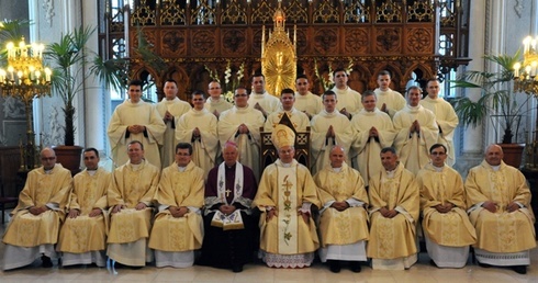Grono księży naszej diecezji powiększyło się o 14 neoprezbiterów