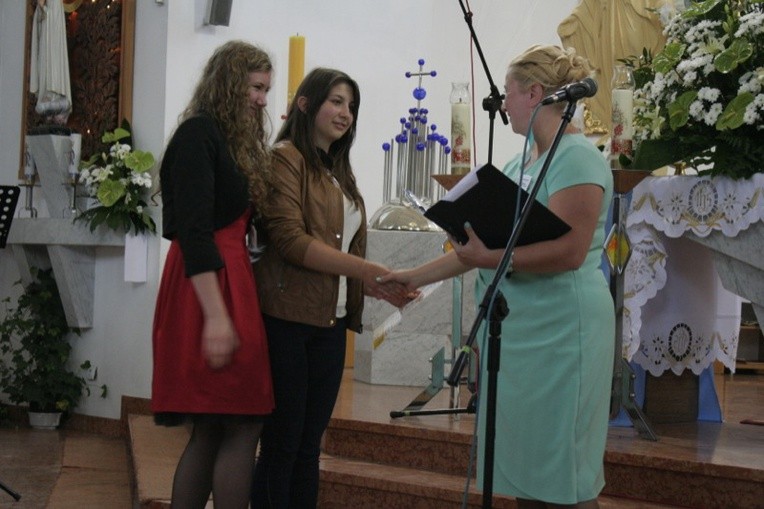 VII Dąbrowski Festiwal Piosenki Maryjnej