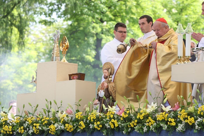 Dzień Matki 2013 w Piekarach Śl. cz. 1.