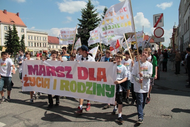 Marsz dla Życia i Rodziny w Koźlu