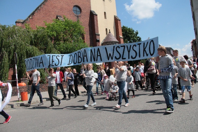 Marsz dla Życia i Rodziny w Koźlu