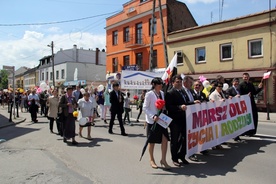 W rawskim Marszu dla Życia i Rodziny wzięło udział kilaset osób