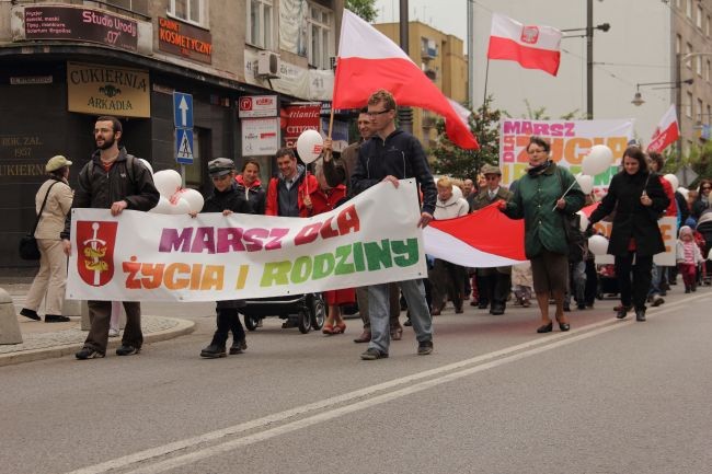 W gdynskim marszu uczestniczyli obrońcy życia w różnym wieku