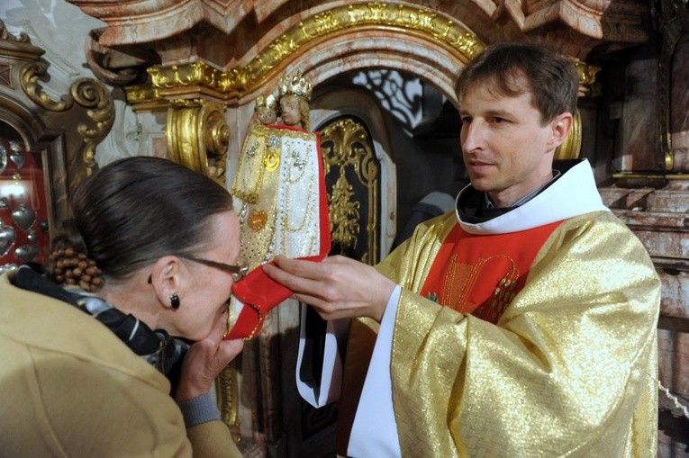 Rodziny u Królowej w Wambierzycach