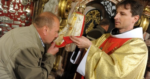 Rodziny u Królowej w Wambierzycach