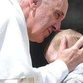 Papież spotkał się z dziećmi chorymi na nowotwory