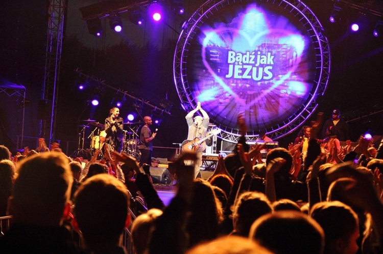 Koncert "Bądź jak Jezus" 2013 cz. 2