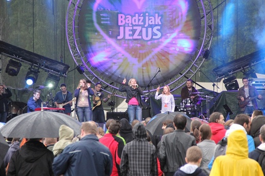 Koncert "Bądź jak Jezus" 2013 cz. 2