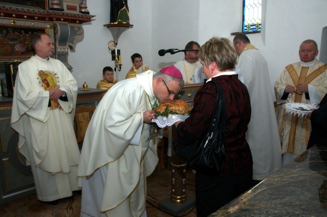 Poświęcenie kościoła w Uboczu