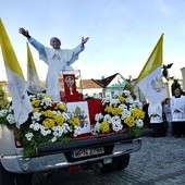 Relikwie bł. Jana Pawła II w Płońsku
