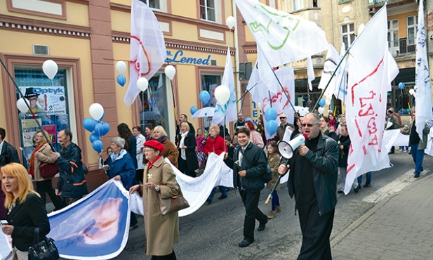  W kwietniu 2013 r. w Świebodzinie odbył się po raz pierwszy Marsz dla Życia. Przygotowali go młodzież i dorośli pod czujnym okiem i głosem wikariusza z sanktuarium 
