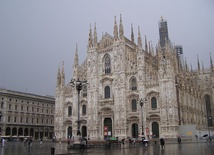 Po tygodniu została otwarta katedra w Mediolanie