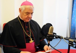 Abp Gerhard Ludwig Müller w studiu Radia Plus Radom