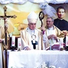  Uroczystej Mszy św. przewodniczył metropolita warmiński abp Wojciech Ziemba