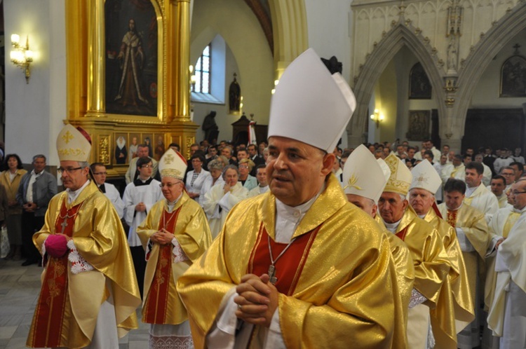 Jubileusz biskupa i księży