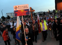 Pielgrzymka wyrusza tradycyjnie po Apelu Jasnogórskim spod kościoła MB Częstochowskiej na radomskim Kapturze