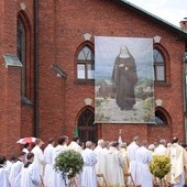 Muzeum przylega do kościoła serafitek.