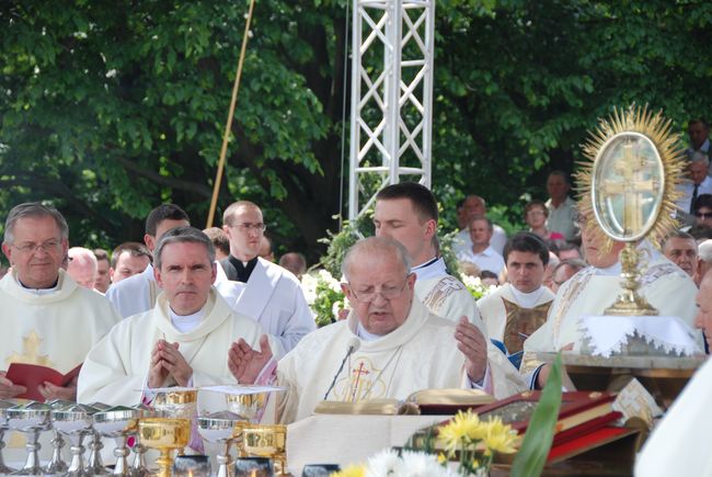 Uroczystości na Świętym Krzyżu