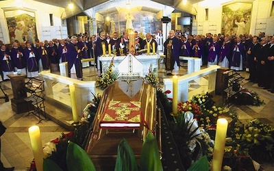  Pogrzeb kard. Stanisława Nagyego w sanktuarium bł. Jana Pawła II w Krakowie-Łagiewnikach