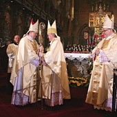 Nowy arcybiskup wrocławski naukowo zajmuje się nauczaniem  Jana Pawła II. W swojej homilii podkreślał m. in. wartość rodziny oraz rolę,  jaką w wychowaniu odgrywa świętowanie niedzieli