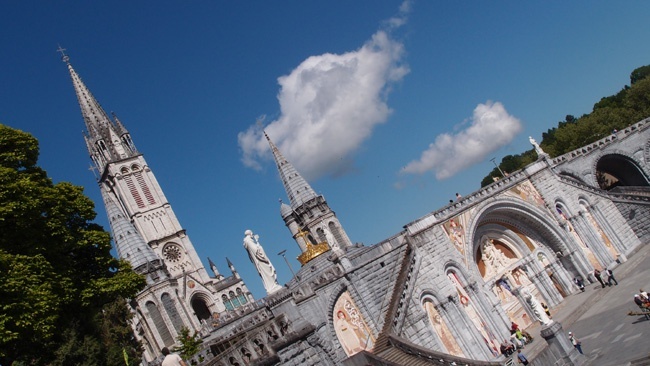Piaski Nowe i WAJ Absolwent w Lourdes, La Salette i Fatimie