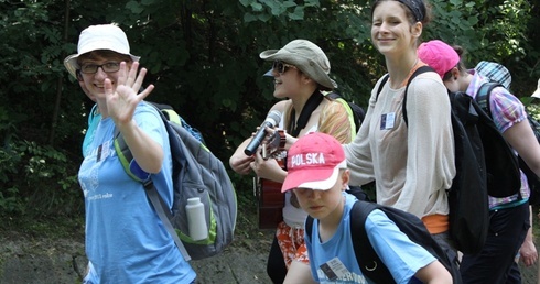 Sól wędruje do Maryi Kalwaryjskiej