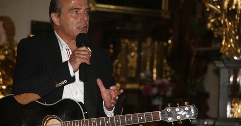 Pospieszalski: mediami rządzi układ