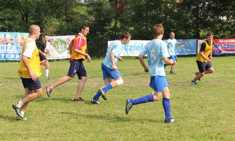 Piłkarski turniej "u Boboli"