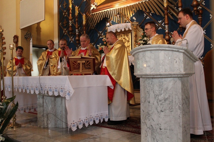 100 lat szkoły w Zasolu