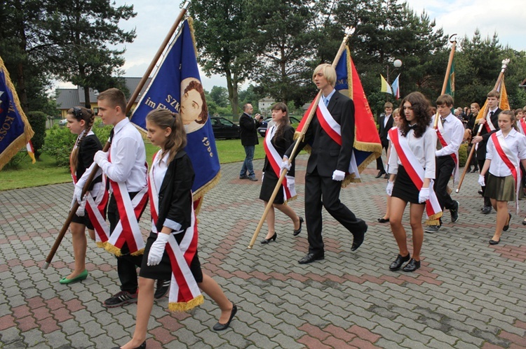 100 lat szkoły w Zasolu