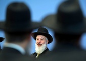 Naczelny rabin rezygnuje